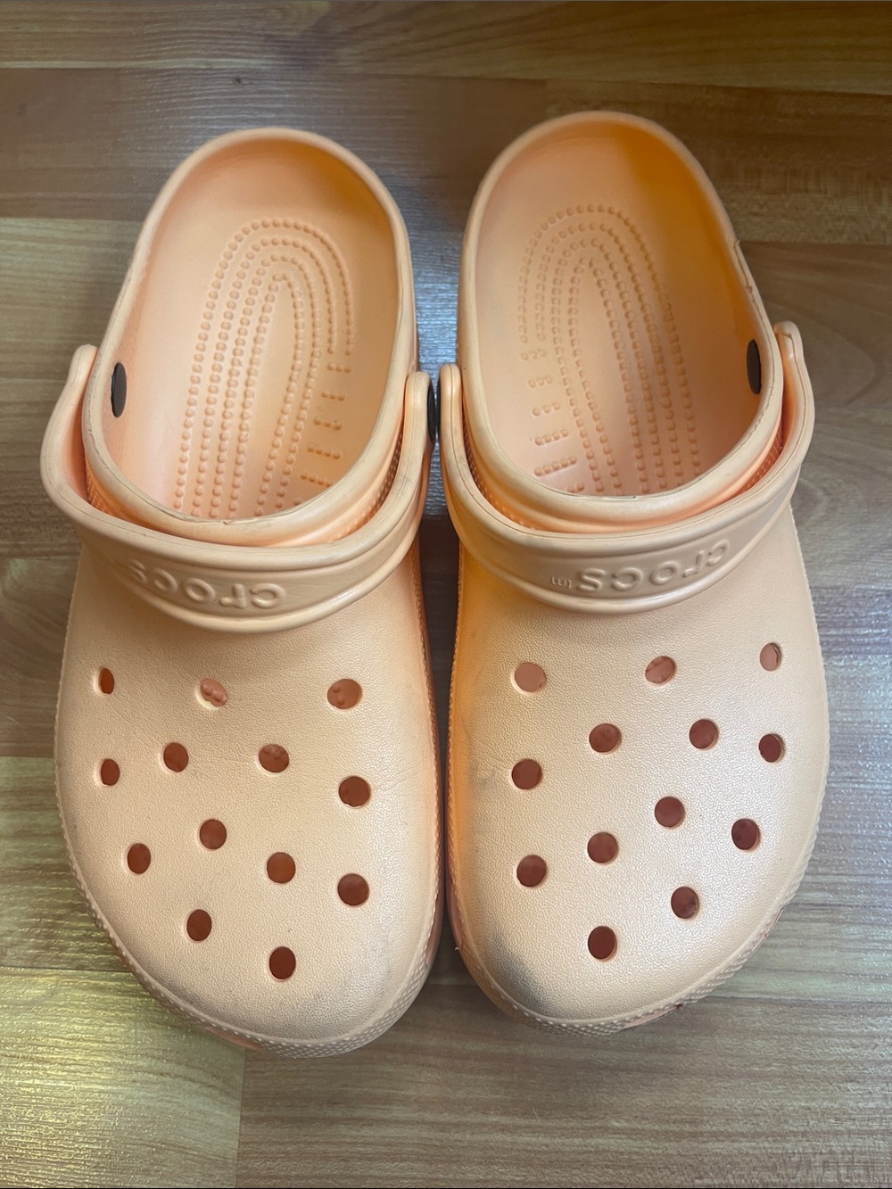 CROCS Classic Clog in Peach Orange